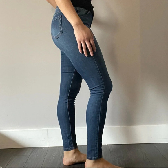 ๐ Blue Spice Womenโs Blue Skinny Jeans - Size  5๐ - Picture 3 of 9